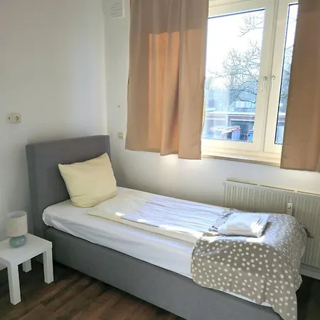 דירה Ruhig Gelegene Unterkuenfte Im Norden - Viel Platz Fuer Gruppen Und Monteure *